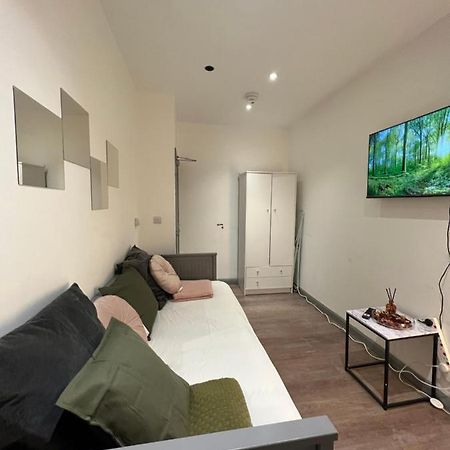 3 Bedroom Flat In King'S Cross, St Pancras'S. 2 Minutes To Euston. London Exterior photo